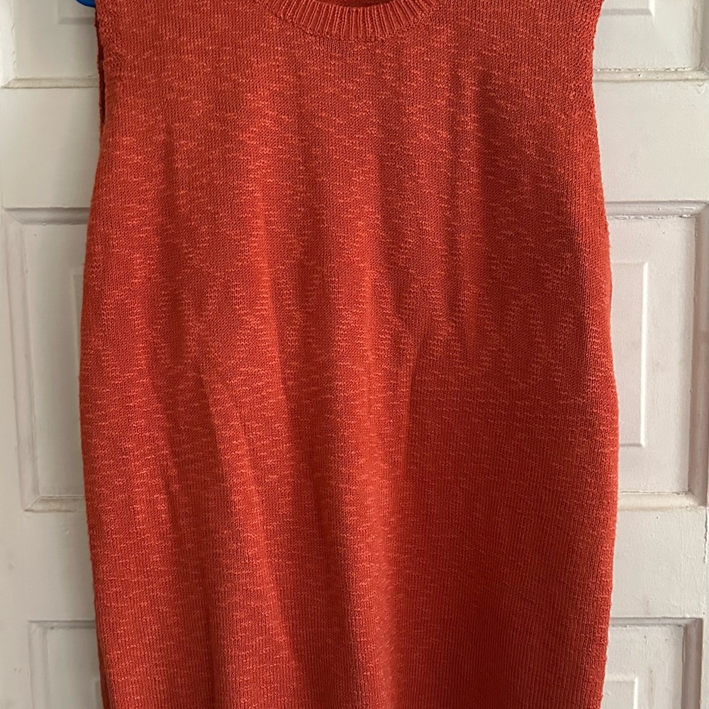 Women’s 2pc short/tank sweater outfit.